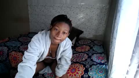 petitesammy online show from June 2026 11:09:01 AM