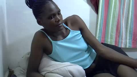 petiteslim2 online show from May 2026 02:21:02 PM