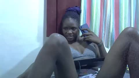 petiteslim2 online show from May 2026 05:18:02 PM