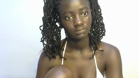 Snapshot of petitte_gyaal chatting on October 2025 03:57:02 PM petitte_gyaal online show from October 2025 03:57:02 PM