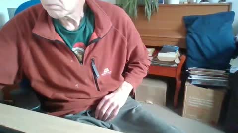 Snapshot of petitwilly chatting on January 2025 10:35:02 AM petitwilly online show from January 2025 10:35:02 AM