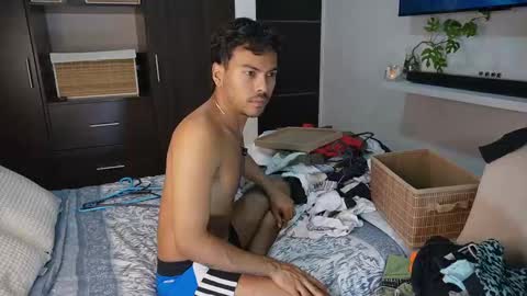 Snapshot of pettercat chatting on November 2025 01:59:01 AM Pettercat online show from November 2025 01:59:01 AM