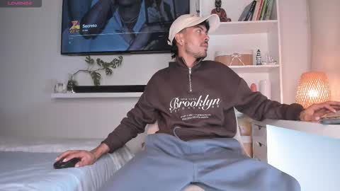 Snapshot of pettercat chatting on November 2025 03:39:01 AM Pettercat online show from November 2025 03:39:01 AM