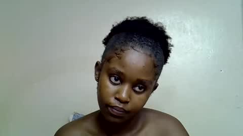 pettite_gal online show from April 2026 04:53:02 PM
