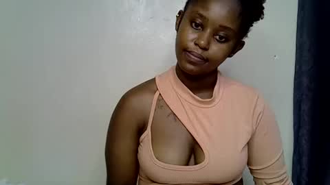 pettite_gal online show from April 2026 05:30:01 PM