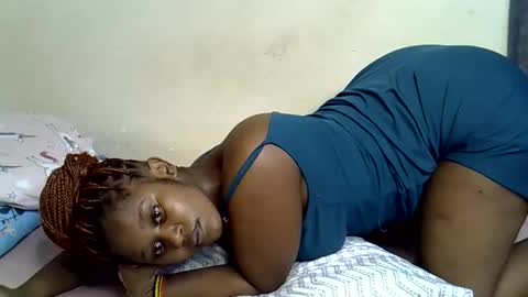 pettite_gal online show from May 2026 05:32:02 PM