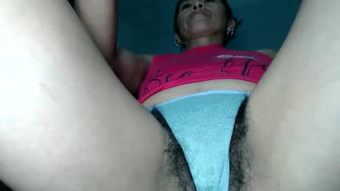 Snapshot of petyte83 chatting on May 2026 09:16:01 AM petyte83 online show from May 2026 09:16:01 AM