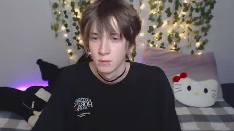 Snapshot of pexxide chatting on February 2026 09:31:02 PM soren online show from February 2026 09:31:02 PM