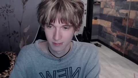 Snapshot of pexxide chatting on March 2026 07:31:01 PM soren online show from March 2026 07:31:01 PM