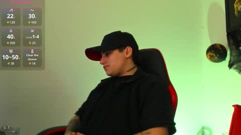 peytonbox online show from November 2025 12:40:02 PM