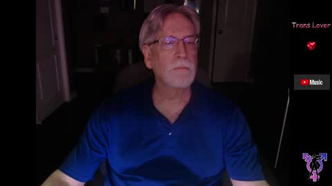 Snapshot of pghk2000 chatting on May 2026 02:06:02 AM George online show from May 2026 02:06:02 AM