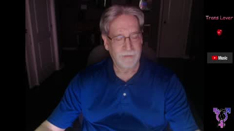 Snapshot of pghk2000 chatting on May 2026 04:28:01 AM George online show from May 2026 04:28:01 AM