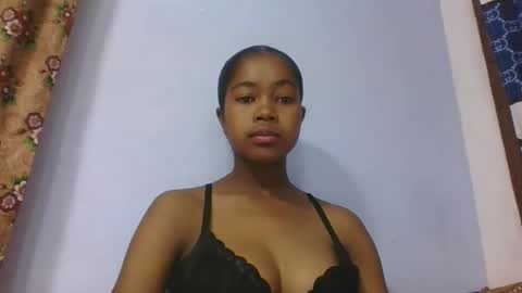 phania185885 online show from March 2026 05:22:01 AM