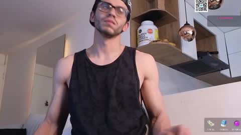 phantom_bigger1 online show from February 2025 12:26:02 PM