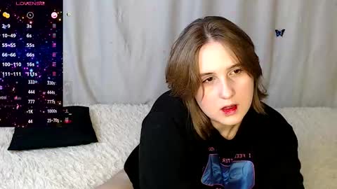 phantommira online show from November 2025 04:20:01 PM