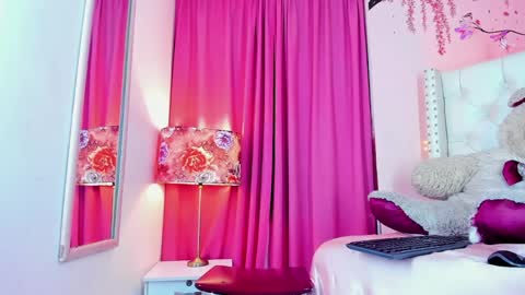 PHILLIP online show from April 2026 06:33:01 AM