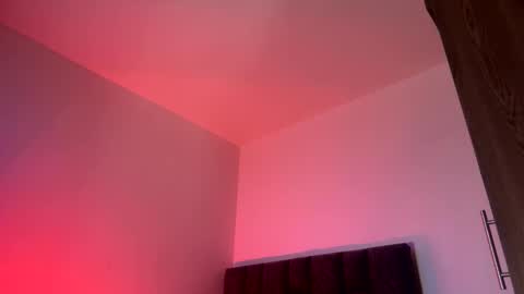 PHILLIP online show from April 2026 02:21:01 PM