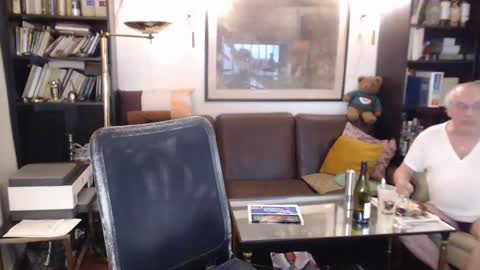 Philippe online show from February 2025 08:53:01 PM