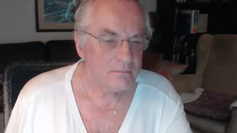 Philippe online show from September 2025 09:27:02 PM