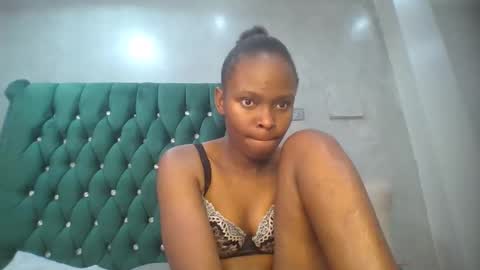 phoebe online show from February 2026 07:21:02 PM