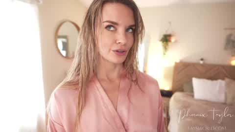 PHOENIX TAYLOR online show from November 2025 06:10:02 PM