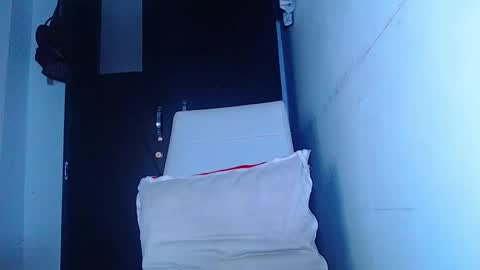 AdnierGnz online show from April 2026 09:18:01 AM