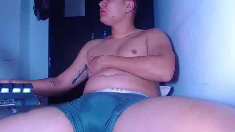 AdnierGnz online show from April 2026 12:00:01 PM