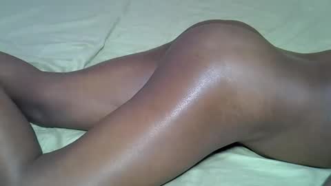 phoenixloverz online show from May 2026 06:51:02 AM