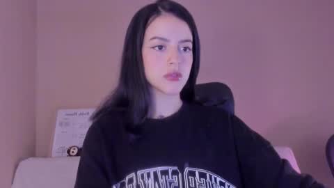 phoenixx_x online show from March 2026 05:07:01 PM