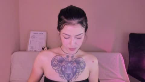 phoenixx_x online show from April 2026 03:16:01 AM