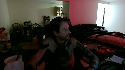 Snapshot of phrostdd chatting on June 2026 01:28:01 AM FrankenDaddy online show from June 2026 01:28:01 AM