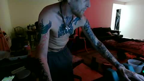 Snapshot of phrostdd chatting on July 2026 01:46:02 AM FrankenDaddy online show from July 2026 01:46:02 AM