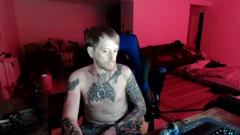 Snapshot of phrostdd chatting on July 2026 03:23:01 AM FrankenDaddy online show from July 2026 03:23:01 AM