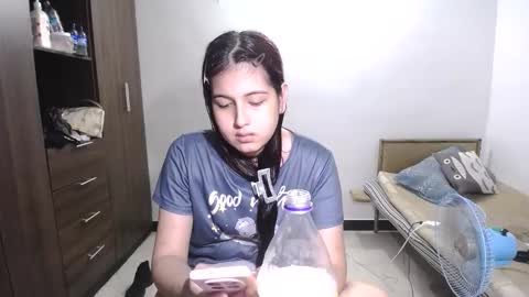 Snapshot of pia_alonzo30 chatting on June 2026 12:06:01 AM izzy online show from June 2026 12:06:01 AM