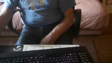 Snapshot of piavola2 chatting on July 2026 06:32:01 PM piavola2 online show from July 2026 06:32:01 PM