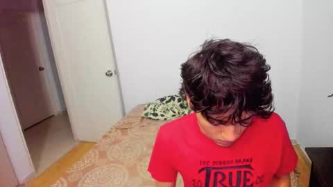 picaszomilos350 online show from March 2026 05:26:02 AM