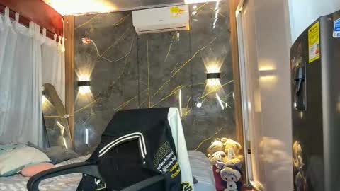 pichon_baby online show from December 2025 09:26:02 AM