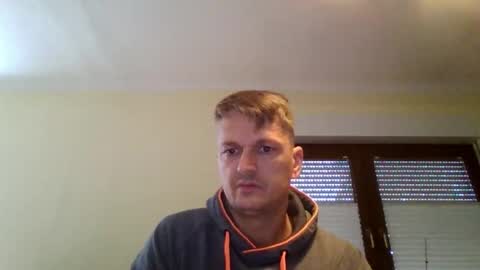 Snapshot of piercingsxxx chatting on October 2025 08:24:02 AM piercingsxxx online show from October 2025 08:24:02 AM