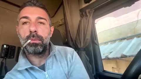 pierotu online show from November 2025 09:09:01 AM