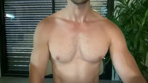pierre81000 online show from June 2026 01:17:02 PM
