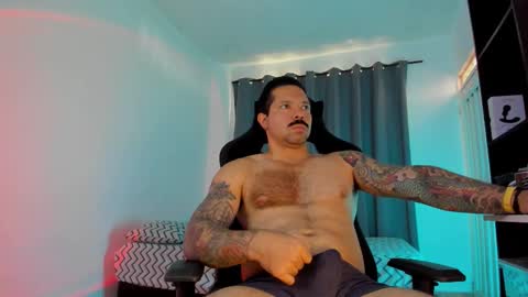 Pierre online show from December 2025 04:46:02 PM