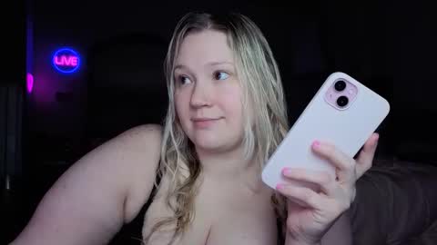 Piggy Rose online show from April 2026 01:17:02 AM