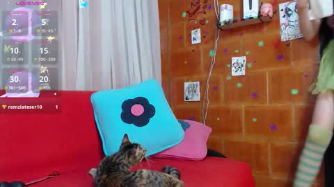 Snapshot of piink_sky chatting on November 2025 08:30:02 PM Sky online show from November 2025 08:30:02 PM