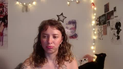 Snapshot of pikawiii chatting on December 2024 03:58:01 AM ill be back on monday 18th of november online show from December 2024 03:58:01 AM