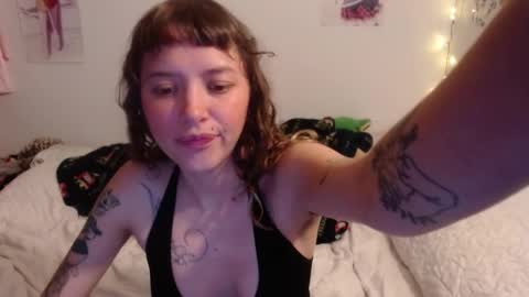 Snapshot of pikawiii chatting on February 2025 01:11:01 AM ill be back on monday 18th of november online show from February 2025 01:11:01 AM