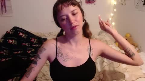 Snapshot of pikawiii chatting on March 2025 01:20:02 AM ill be back on monday 18th of november online show from March 2025 01:20:02 AM