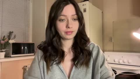 Snapshot of pileacadieri__ chatting on November 2025 02:56:01 PM Trisha online show from November 2025 02:56:01 PM