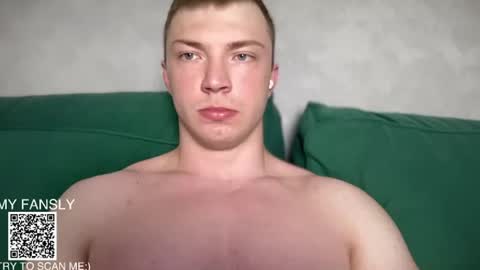 Snapshot of pimple_gang chatting on June 2026 09:31:02 AM Sasha online show from June 2026 09:31:02 AM