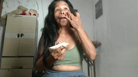 Snapshot of pinay_hazel chatting on June 2026 12:45:02 AM hazel online show from June 2026 12:45:02 AM