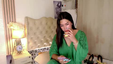 Snapshot of pinay_ivy chatting on January 2025 12:31:01 AM Ivy Morningstar online show from January 2025 12:31:01 AM